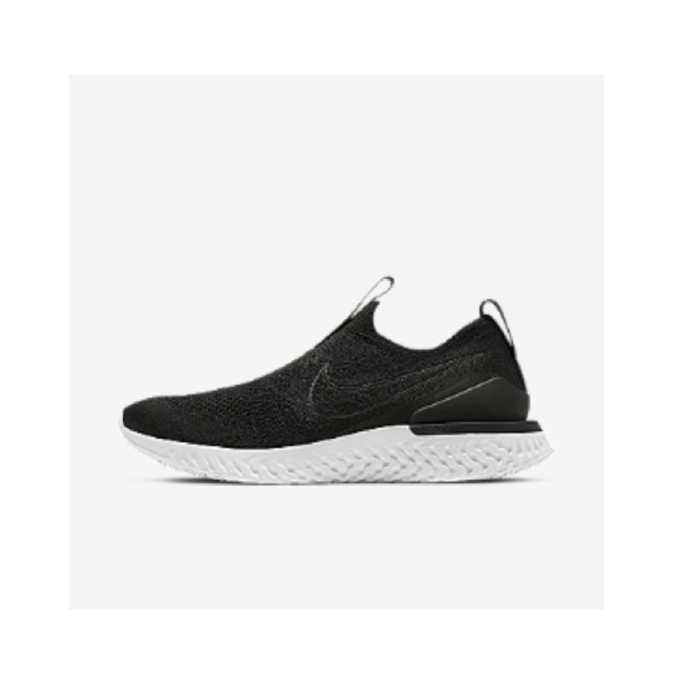 Nike Epic Phantom React Flyknit